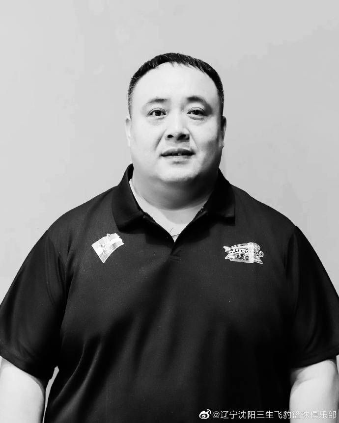 11月19日，喜剧动作电影《卧底巨星》来到深圳两所高校路演，主创李荣浩、刘浩龙均到场与学生互动
